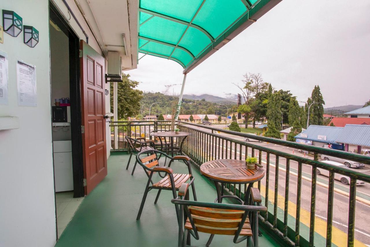 Oyo 89782 Ranau City Inn Exterior photo