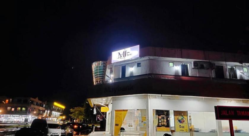 Oyo 89782 Ranau City Inn Exterior photo