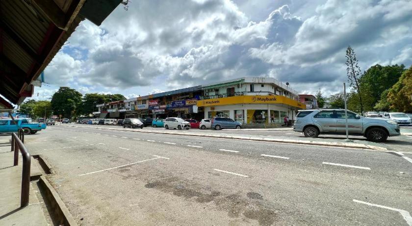 Oyo 89782 Ranau City Inn Exterior photo