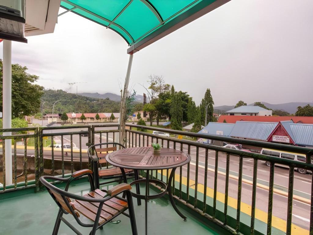 Oyo 89782 Ranau City Inn Exterior photo