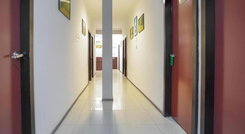 Oyo 89782 Ranau City Inn Exterior photo