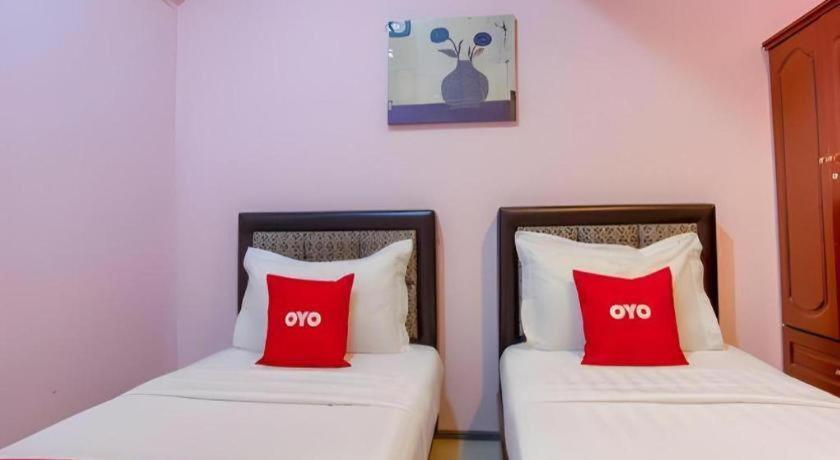 Oyo 89782 Ranau City Inn Exterior photo